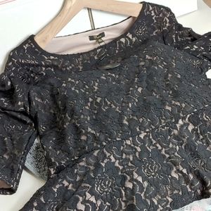 NWT Cupio lace overlay top